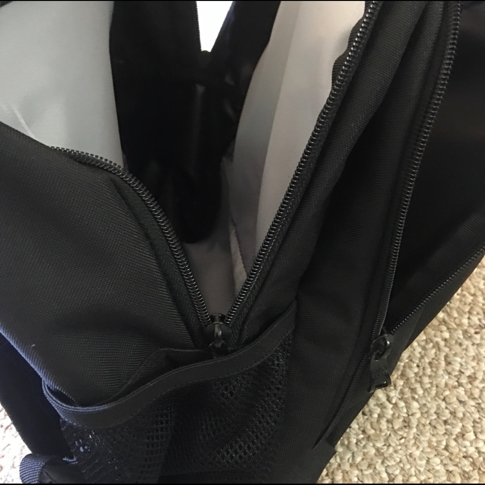 Adidas Backpack - Picture 4 of 6